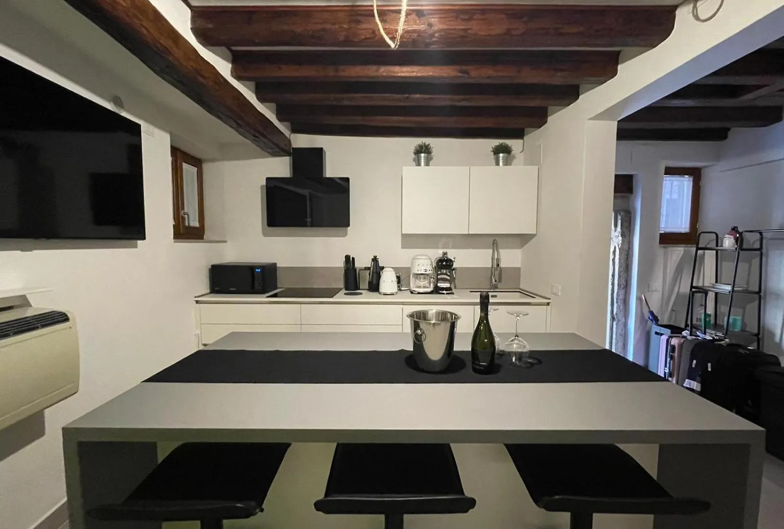 Veniceloft 5Minutefromrialto 10Minutefromsanmarco 5Minitestationtrain Infrontofcad'Oro Apartment